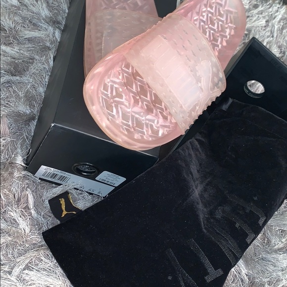 Fenty Puma Jelly Slides - Picture 1 of 4